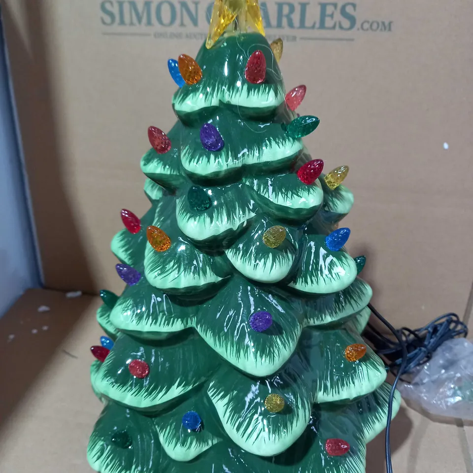 SANTA SLEIGH PRE-LIT CIRCLING CHARACTER NOSTALGIC TREE