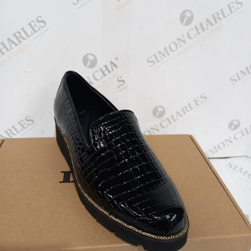 BOXED DUNE FLATFORM LOAFER BLACK CROCK SIZE 6 