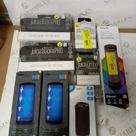 LOT OF APPORX 8 ASSORTED BLUETOOTH SPEAKERS TO INCLUDE JUICE, POLAROID, ONN ETC