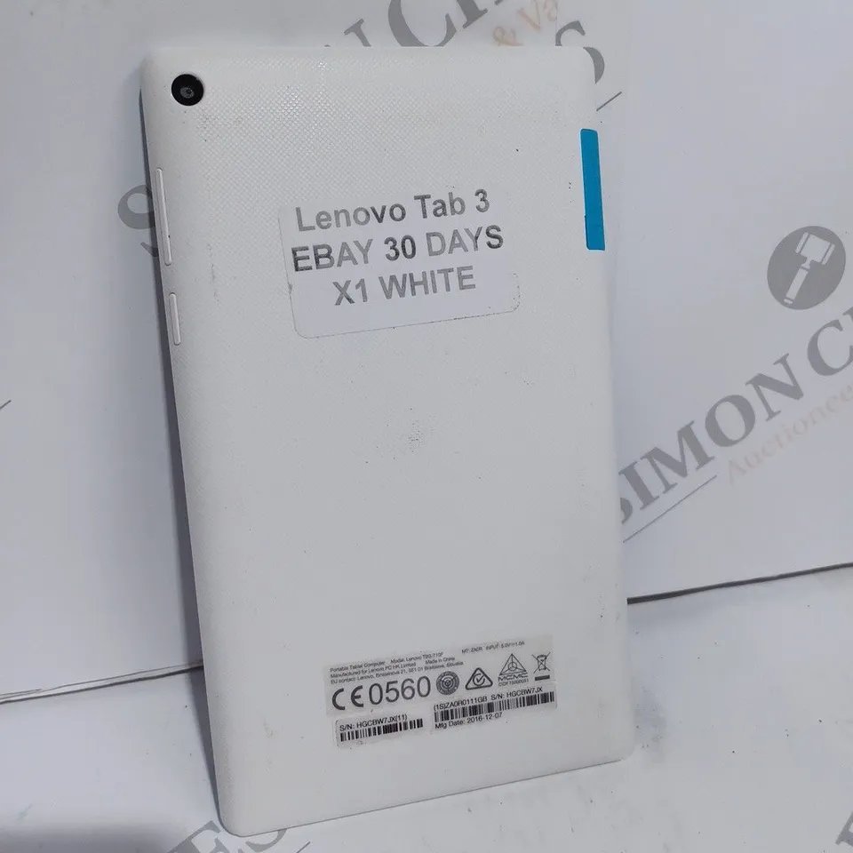 LENOVO TAB3 7" TABLET IN WHITE