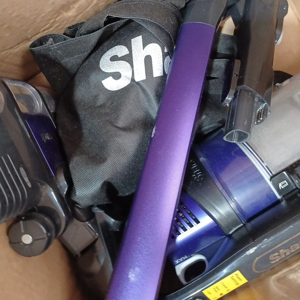 BOXED SHARK ANTI HAIR WRAP CORDLESS PET VACUUM CLEANER IZ202UKT