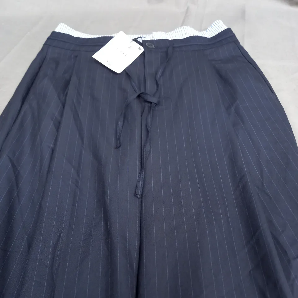 BERSHKA NAVY SMART TROUSERS - EUR 40