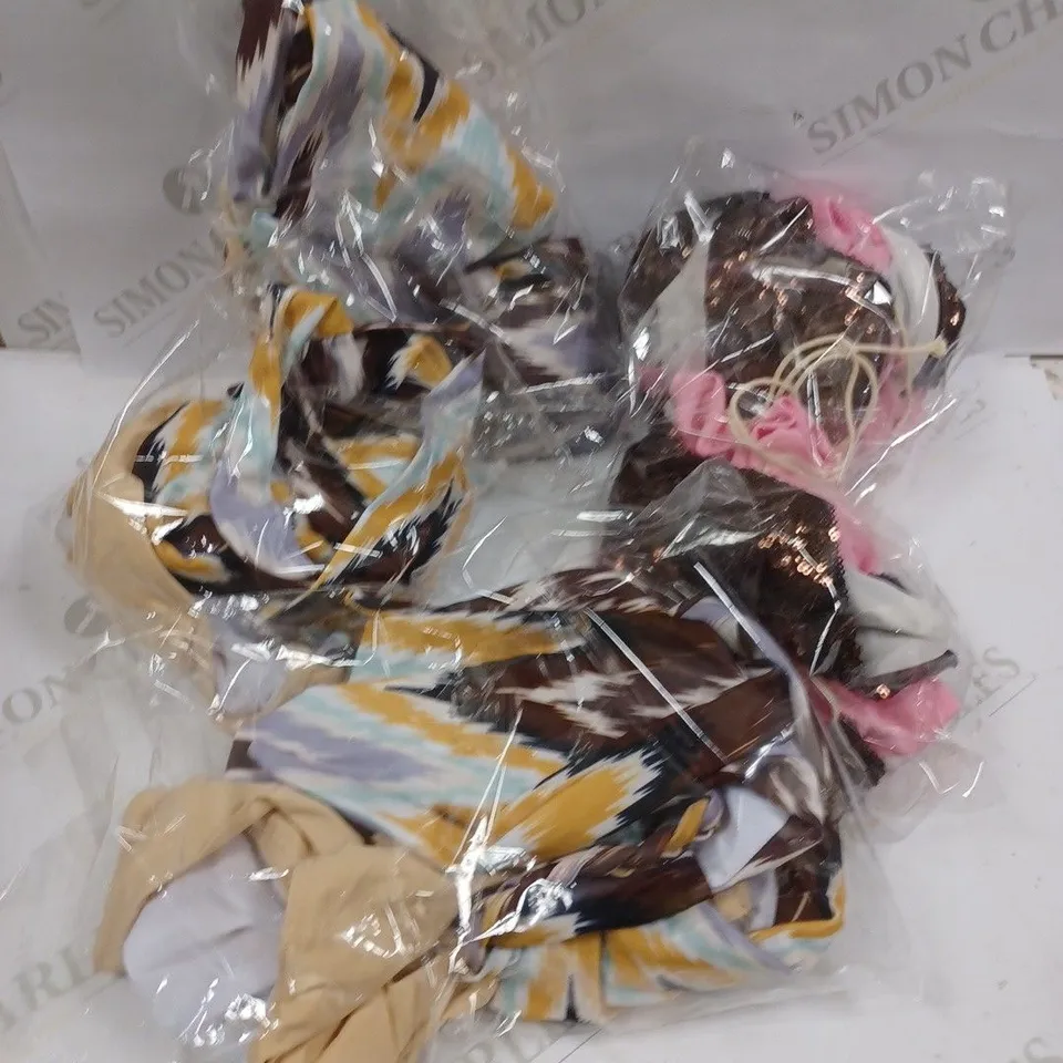 BOX TO CONTAIN 5 X ASSORTED MIRROR IMAGE WOMEN'S SWIMWEAR ITEMS // SIZE: 14