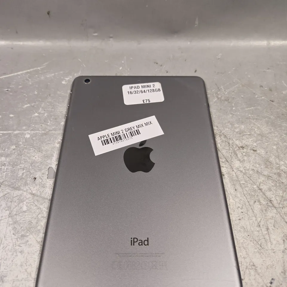 APPLE IPAD MINI 2 A1489 SILVER