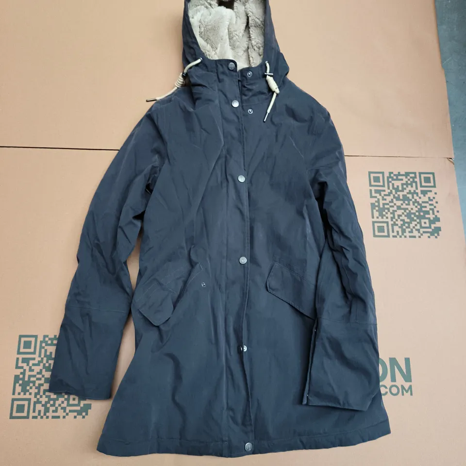 SEASALT CORNWALL RAIN LINED COAT IN DARK GREY - UK 10