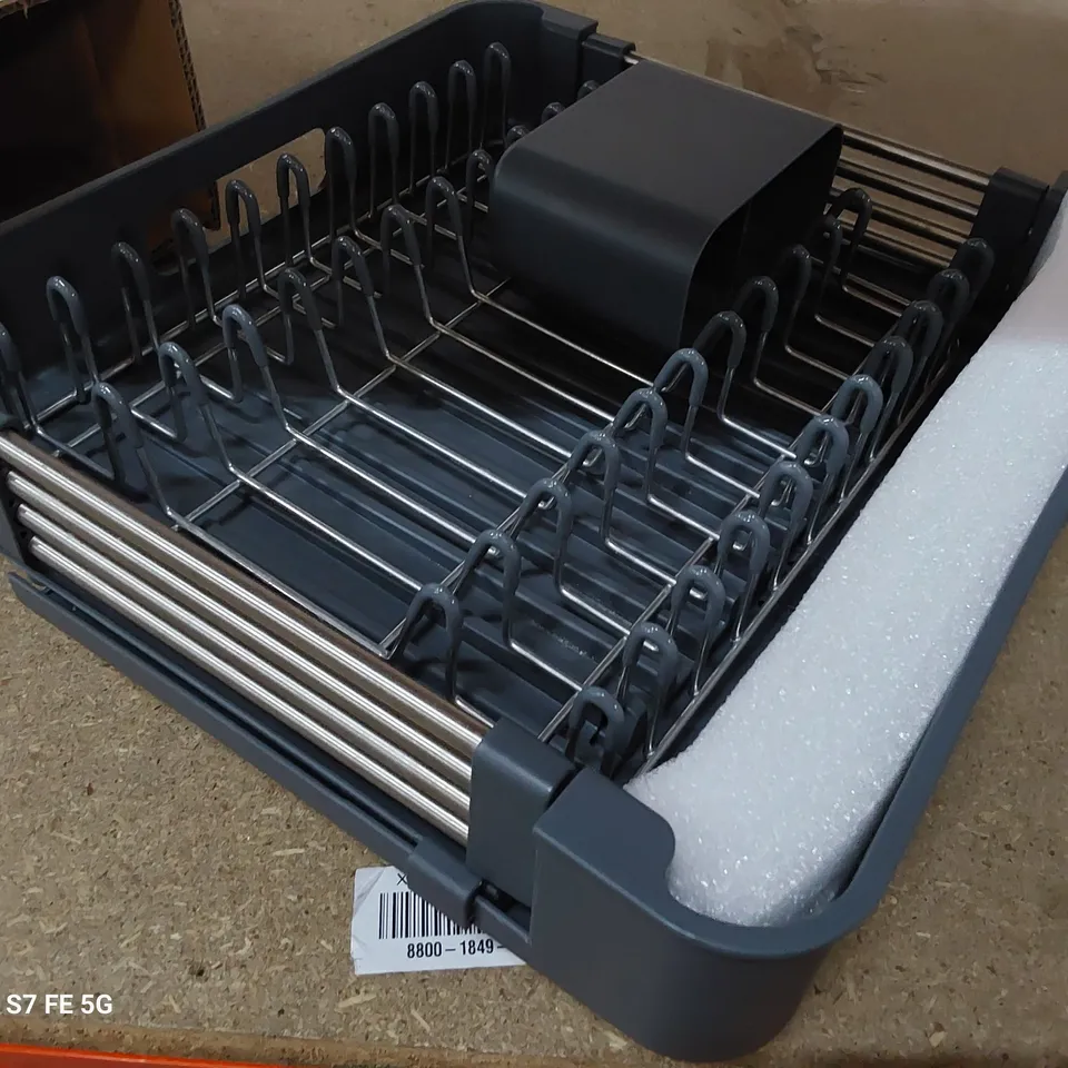 BOXED GREY PLASTIC DRAINER SET