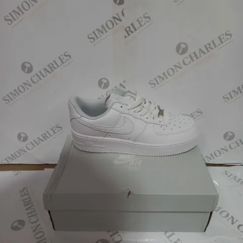 BOXED PAIR OF NIKE WHITE AIR FORCE ONES SIZE 5.5