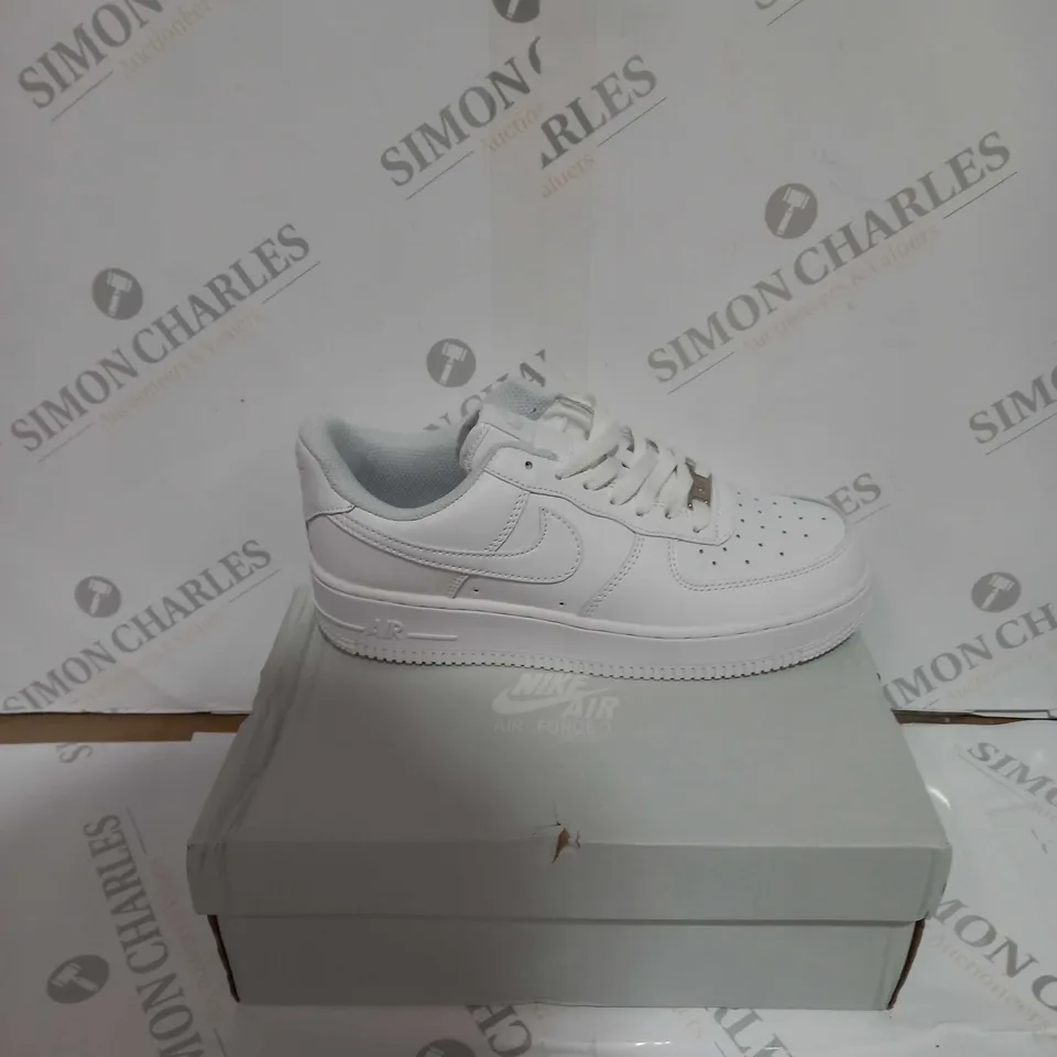 BOXED PAIR OF NIKE WHITE AIR FORCE ONES SIZE 5.5
