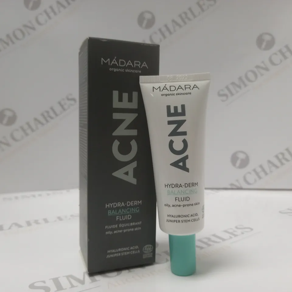 MÁDARA ORGANIC SKINCARE ACNE HYDRA-DERM BALANCING FLUID 40ML