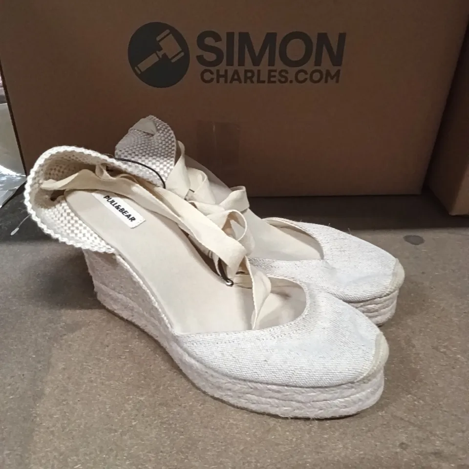 PULL&BEAR BEIGE ESPADRILLE WEDGE SANDALS, UK 7 (EU 41) – WOMAN