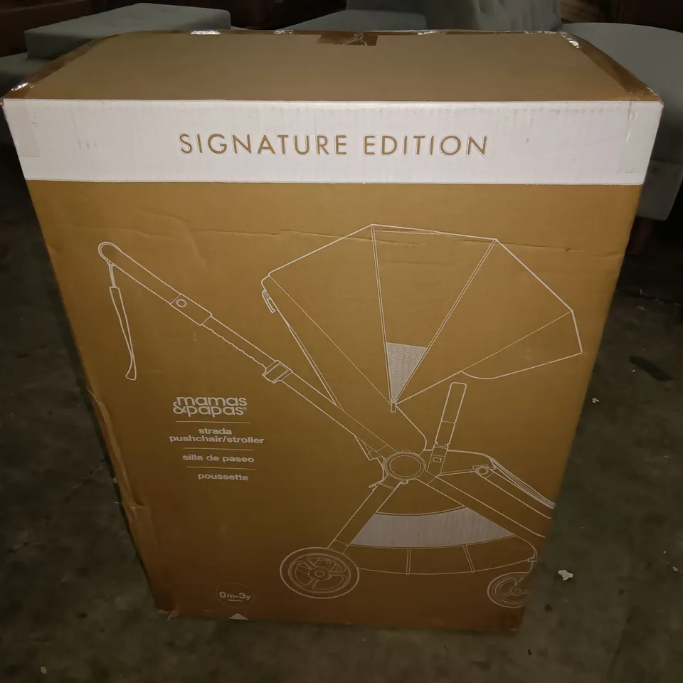 BOXED MAMAS & PAPAS STRADA STROLLER IN PEBBLE