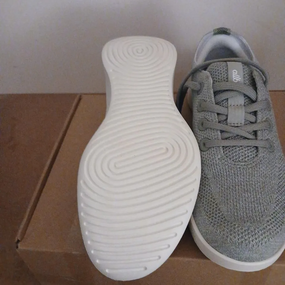 ALLBIRDS TREE RUNNER GO – WOMEN'S GREY KNIT SNEAKERS, UK 6.5 (US 9.5)