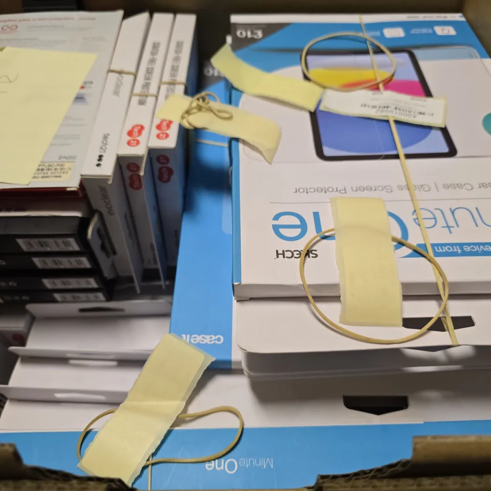 BOX OF APPROXIMATELY 40 ASSORTED MOBILE PHONE ACCESSORIES & TABLET ACCESSORIES INCLUDE - TECH 21 , INVISIBLE SHIELD , MINUTE ONE 