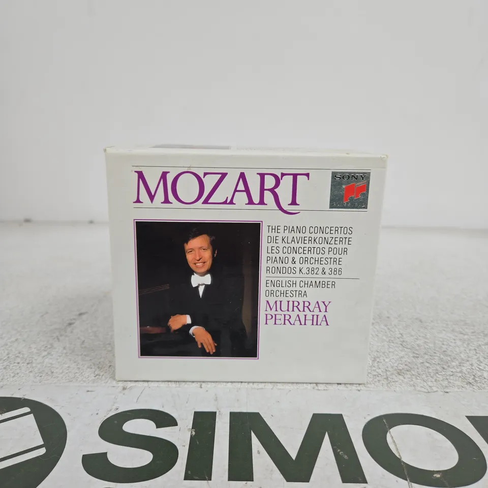 MOZART: THE PIANO CONCERTOS – MURRAY PERAHIA WITH THE ENGLISH CHAMBER ORCHESTRA (6CD BOX SET)