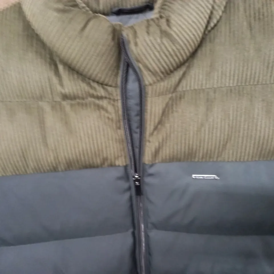 BRAND NEW MOSES KUSHNER TWO TEXTURE PADDED GILET IN GREEN/GREY - 58