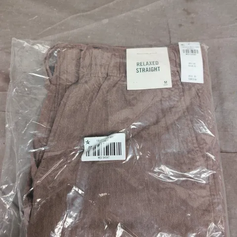 ABERCROMBIE & FITCH RELAXED STRAIGHT TROUSERS – MEDIUM SHORT
