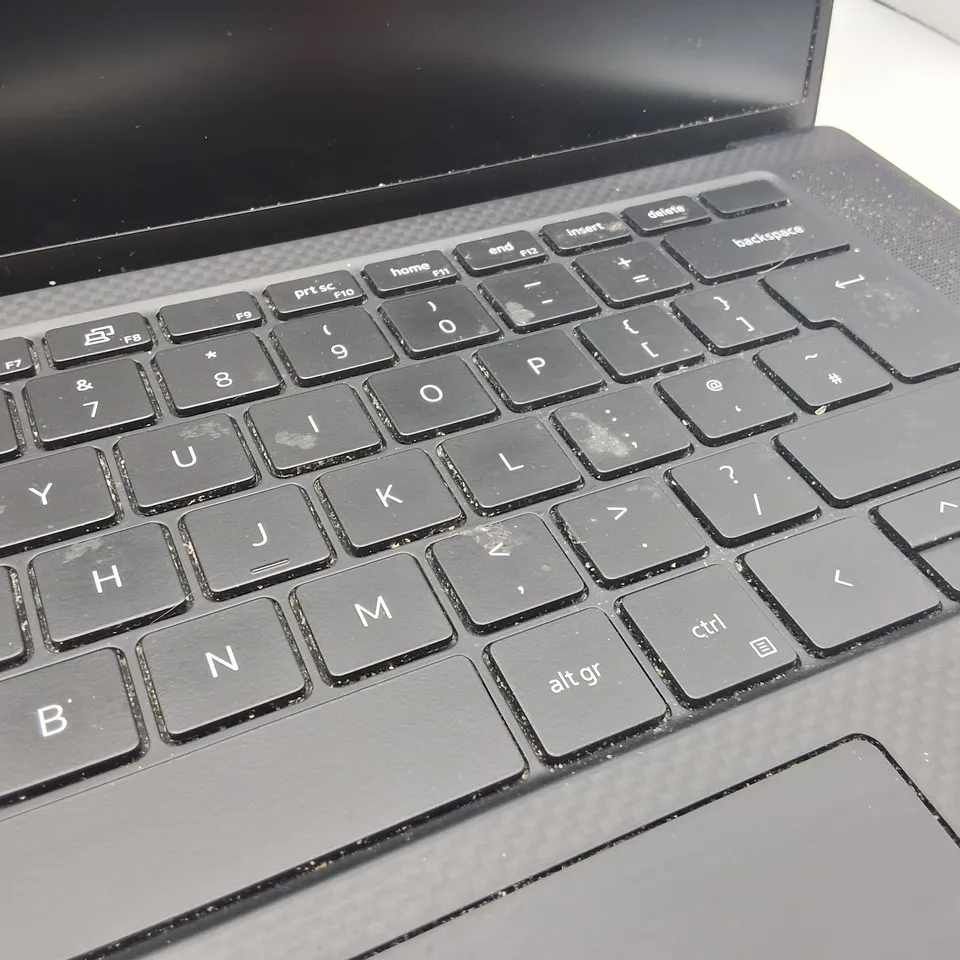 UNBOXED DELL PRECISION 5570 INTEL VPRO I7 LAPTOP IN BLACK