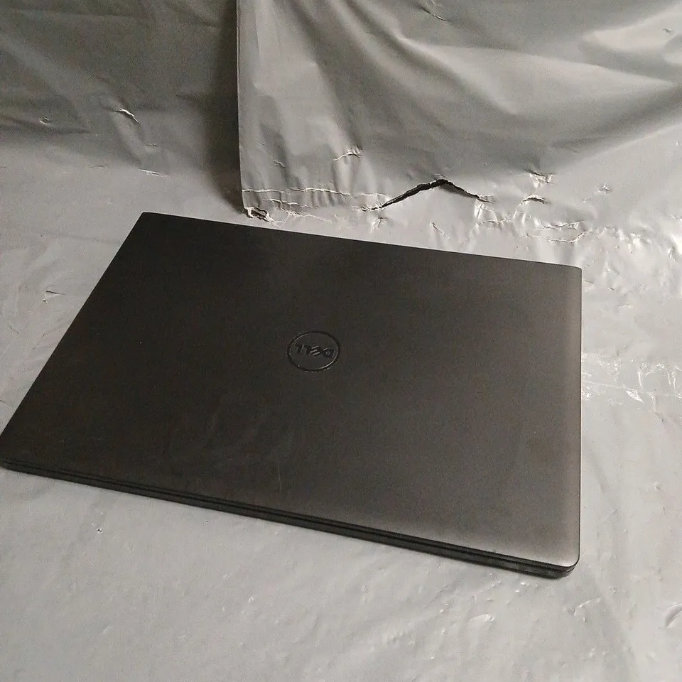 DELL LATITUDE 3570 LAPTOP