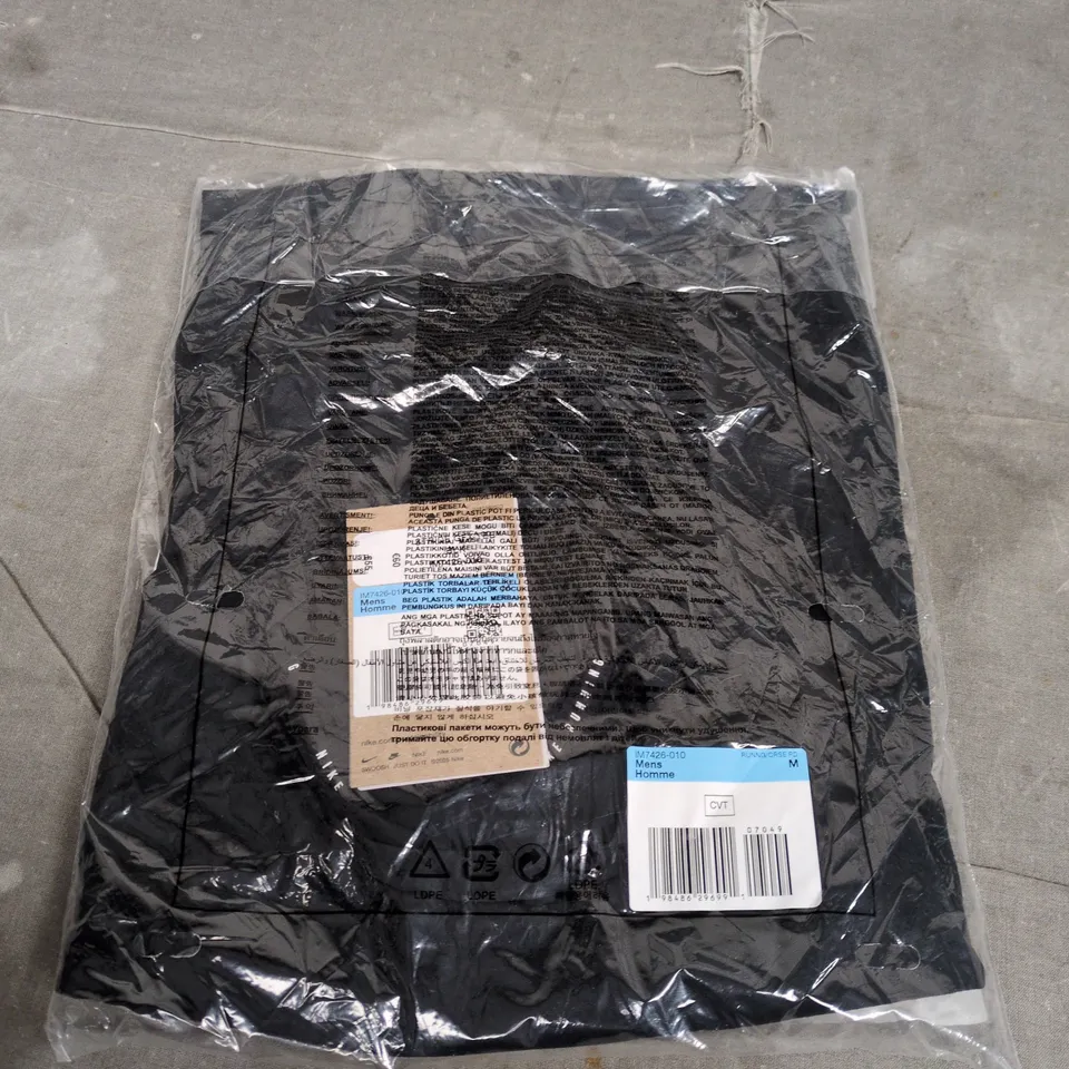 NIKE BLACK RUNNING TEE SIZE M 