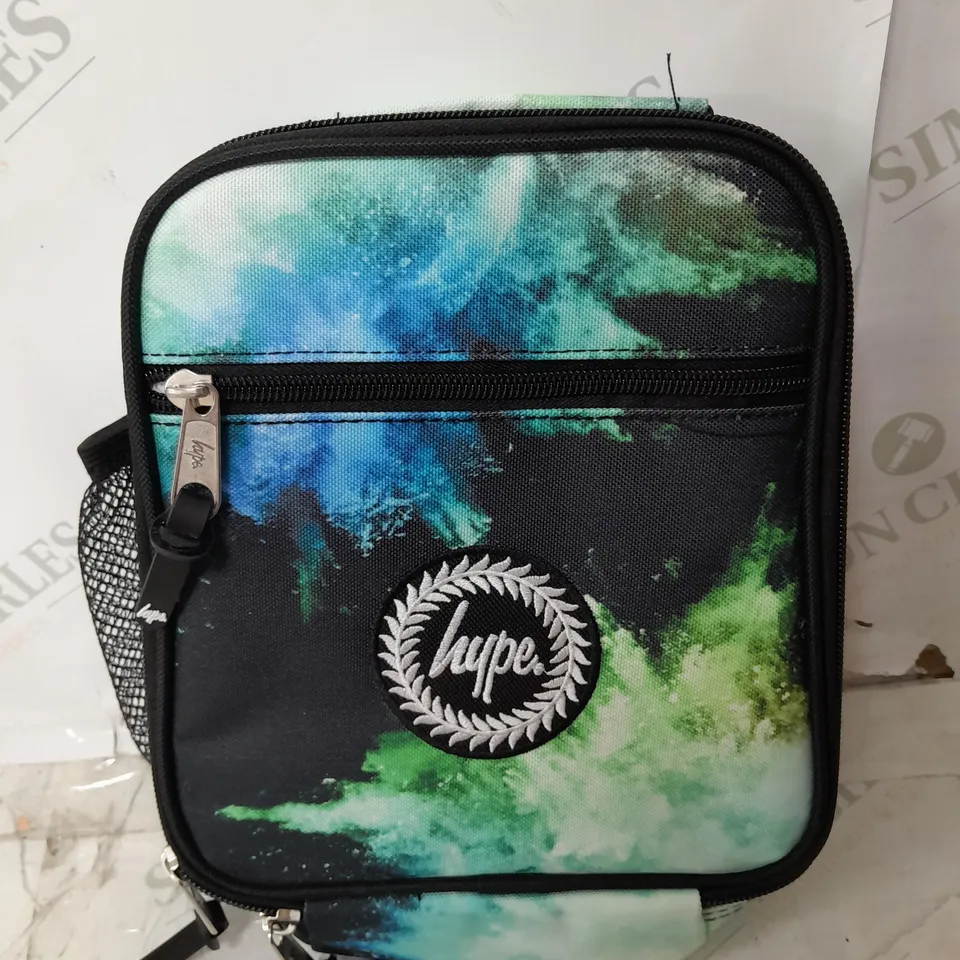 KIDS HYPE TWISTED GREEN LUNCHBOX
