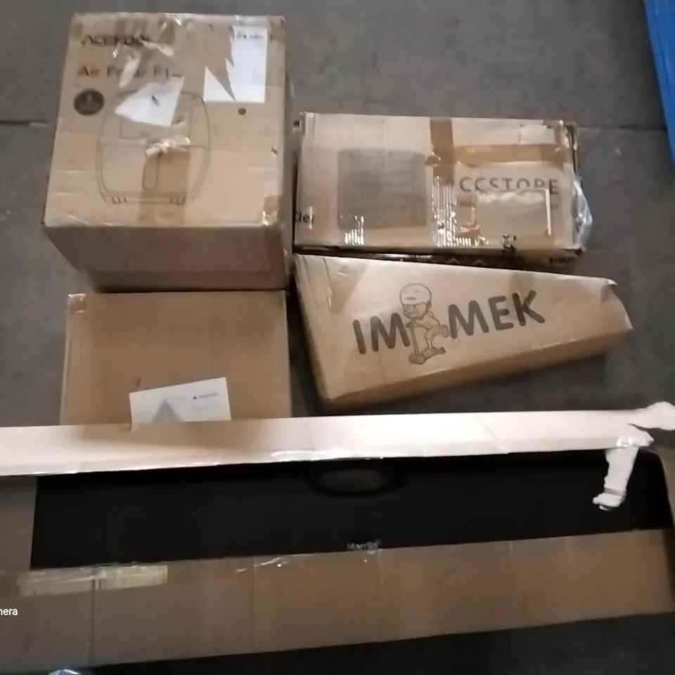 PALLET OF ASSORTED ITEMS INCLUDING ACCSTORE NON-WOVEN FABRIC SHOE RACK, ACEKOOL AIR FRIER, IMMEK SCOOTER, MERDIA GUN CASE, NAVRIS INSECT HOTEL 