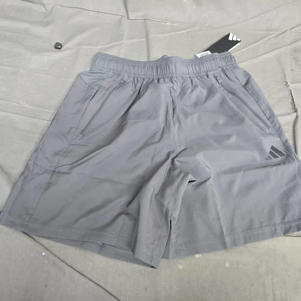ADIDAS TRAINING SHORTS – MEN'S, GREY, REGULAR FIT, 7IN INSEAM