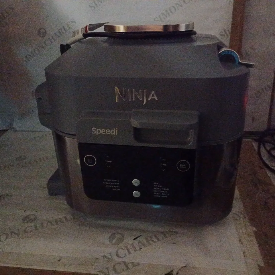 NINJA SPEEDI 10-IN-1 5.7L RAPID-COOKER & AIR FRYER