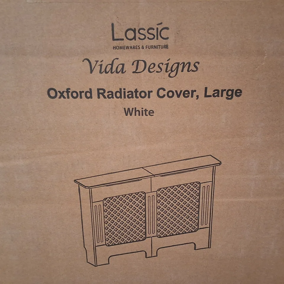 BOXED LASSIC LARGE OXFORD RADIATOR COVER - WHITE