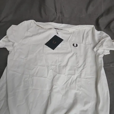 FRED PERRY CREW NECK T-SHIRT – SNOW WHITE – SIZE M