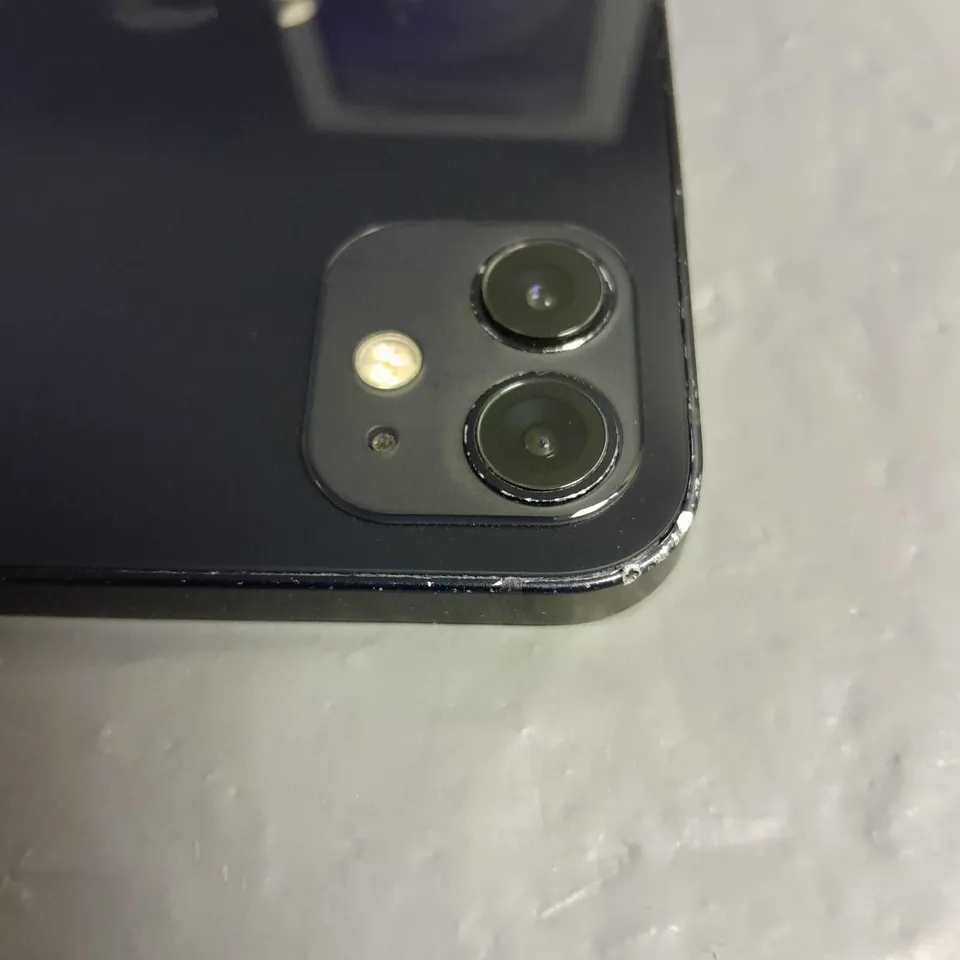 APPLE IPHONE 12 64GB IN DARK BLUE 