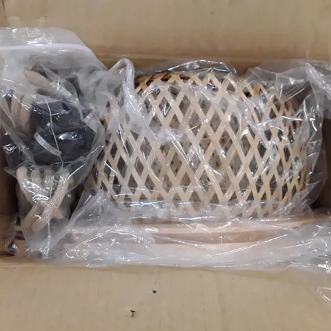 BOXED ROISIN WALL SCONCE