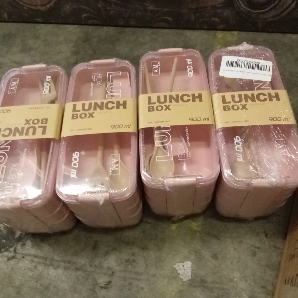 PALLET OF ASSORTED HOUSEHOLD GOODS AND PRODUCTS TO INCLUDE; A LARGE QUANTITY OF LUNCH BOXES, WALL ART DECOR, HANGING WALL FILES HOLDER, CAT LITTER BOX ETC