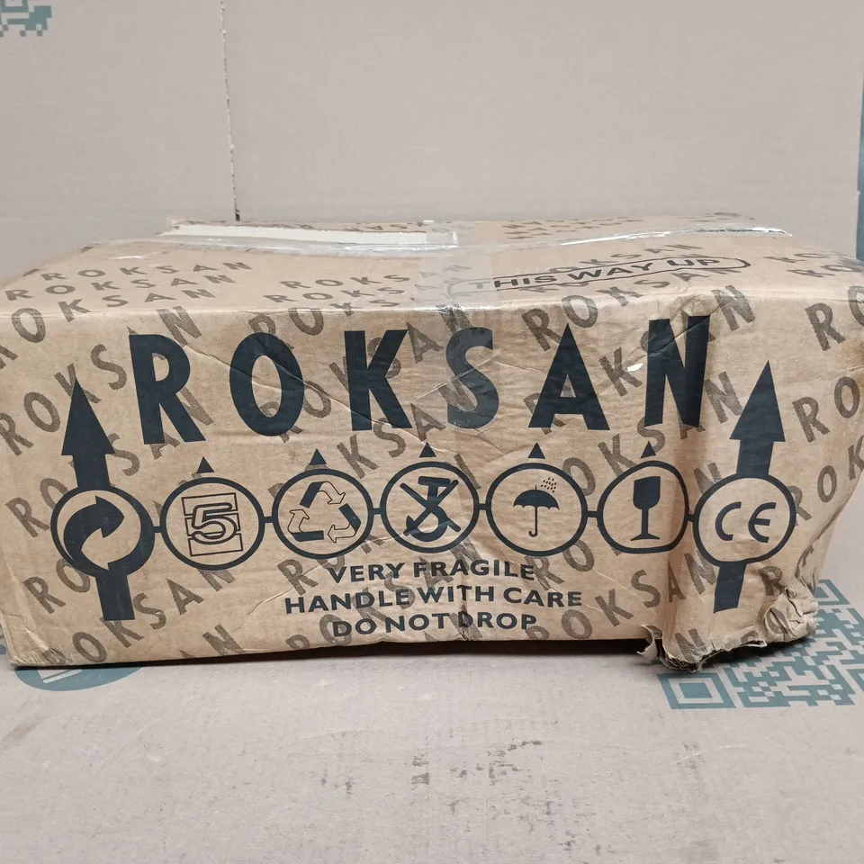 ROKSAN CASPIAN M2 BALANCED CD PLAYER BOXED WITH MANUAL