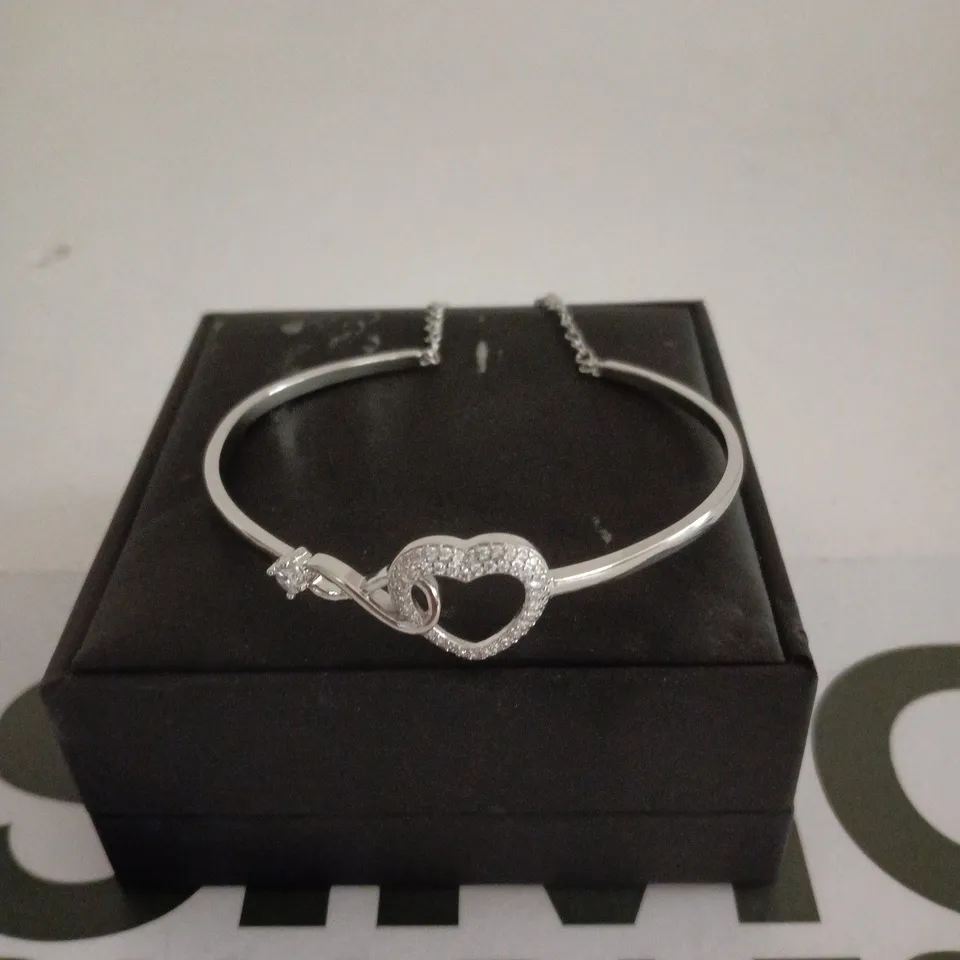 "TO MY DAUGHTER" SILVER-TONE BRACELET WITH CRYSTAL HEART AND INFINITY MOTIF IN PRESENTATION BOX 