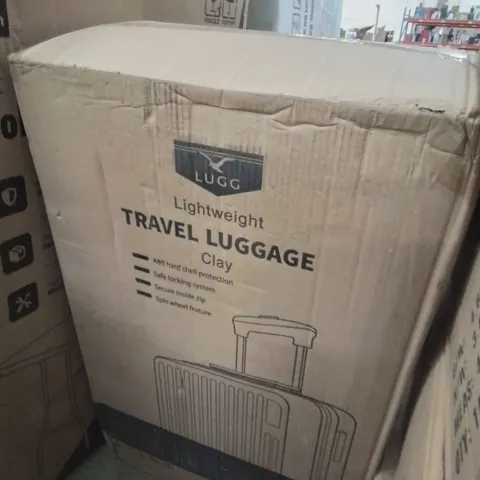 BOXED LIGHTWEIGHT TRAVEL LUGGAGE SUITCASE IN CLAY