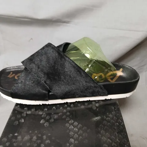 SAM EDELMAN ADORA BLACK SLIDE SANDALS – UK 10 (US 10, M WIDTH)