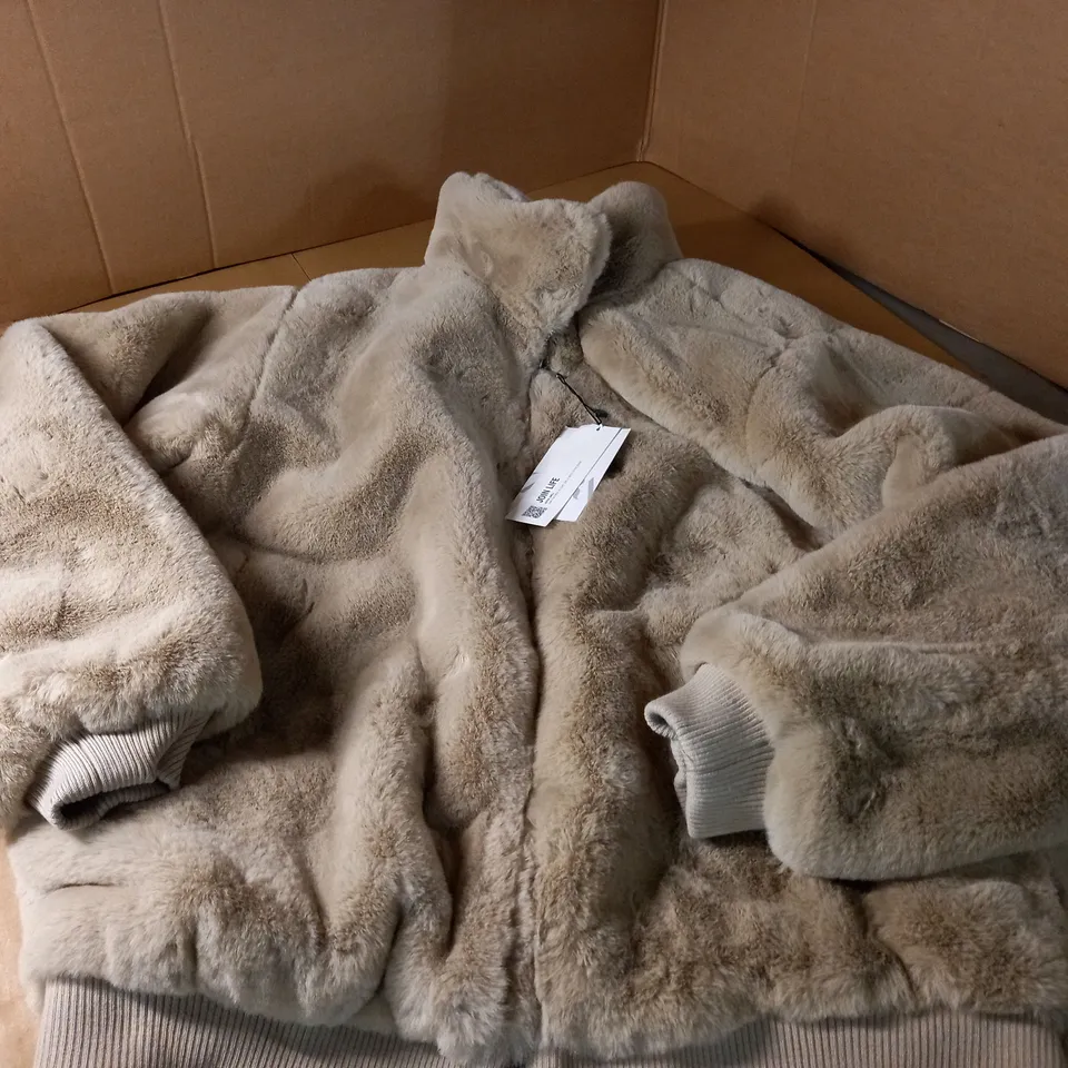 ZARA BROWN FLUFFY JACKET - SIZE XL