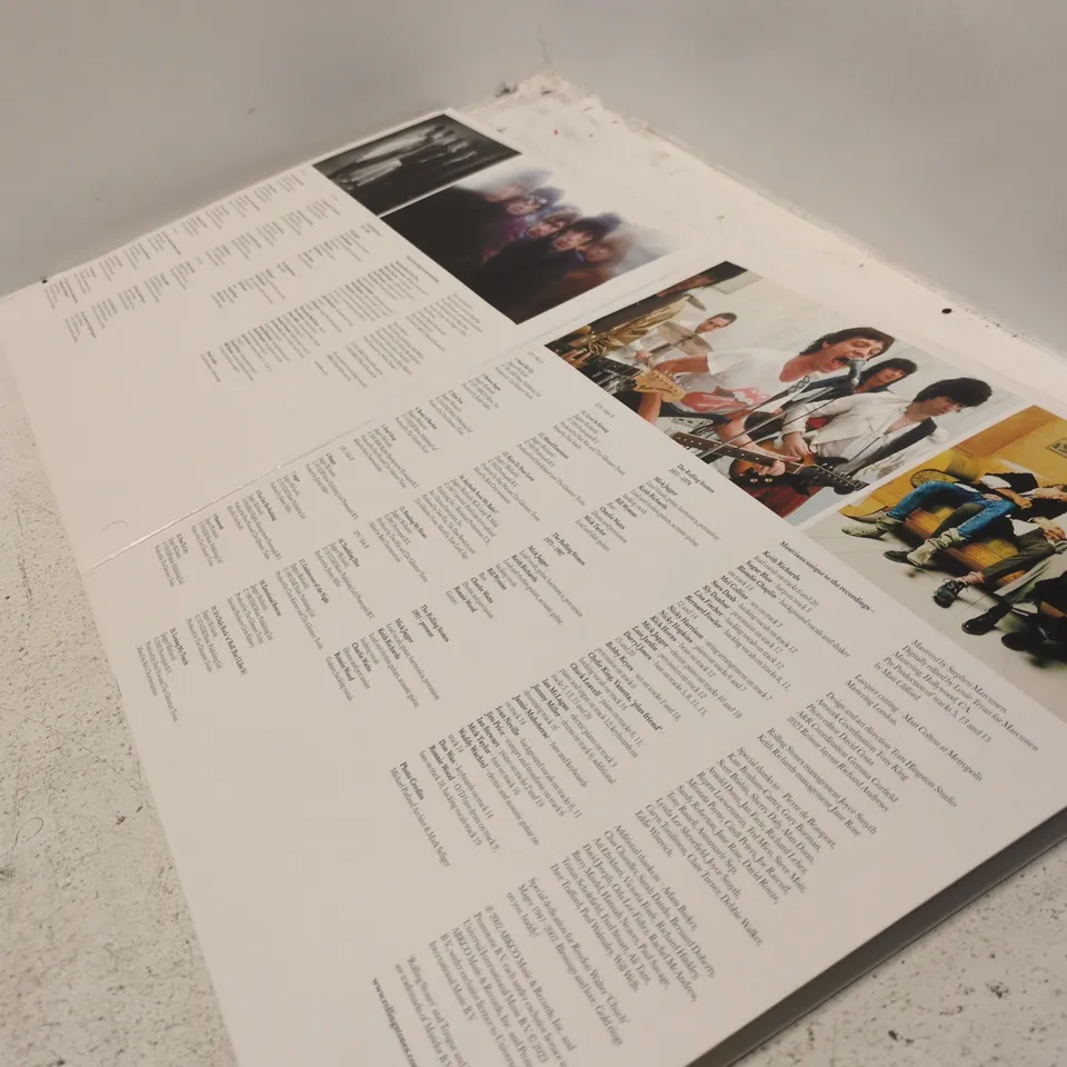 ROLLING STONES FORTY LICKS BOX SET – BOXED MUSIC COLLECTION WITH BOOKLET