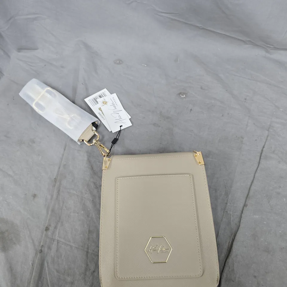 BEIGE CROSSBODY BAG WITH GOLD HEXAGON EMBLEM – HANDBAG