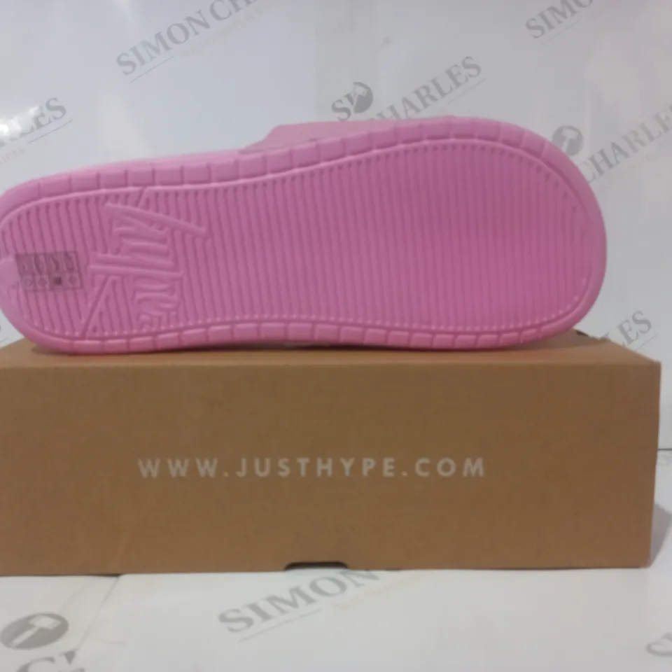 BOXED PAIR OF HYPE LOGO SLIDERS IN PINK UK SIZE 10