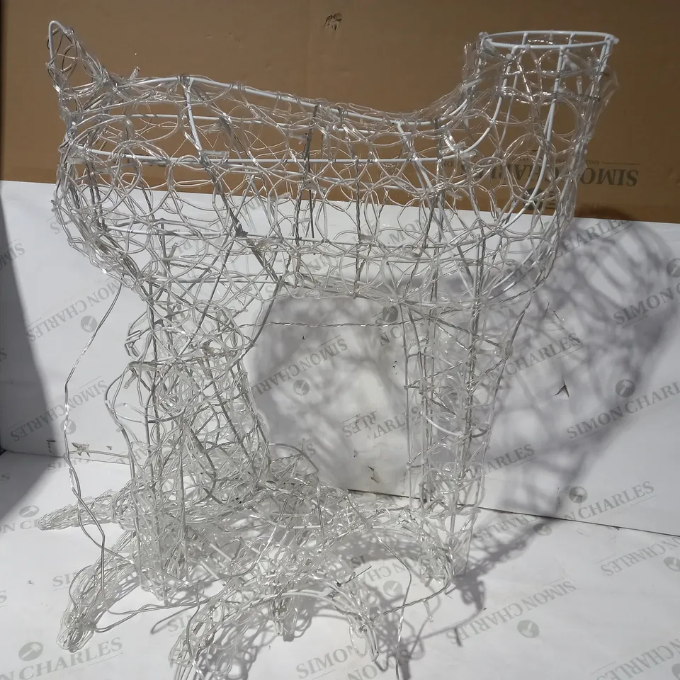 FESTIVE INDOOR/OUTDOOR PRE LIT REINDEER 