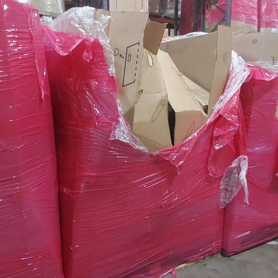 PALLET OF ASSORTED ITEMS INCLUDING: HILAND BIKE, SPACE HEATER, DISTILLER, ELECTRICAL POTATO PEELER, CEILING FAN LIGHT ECT
