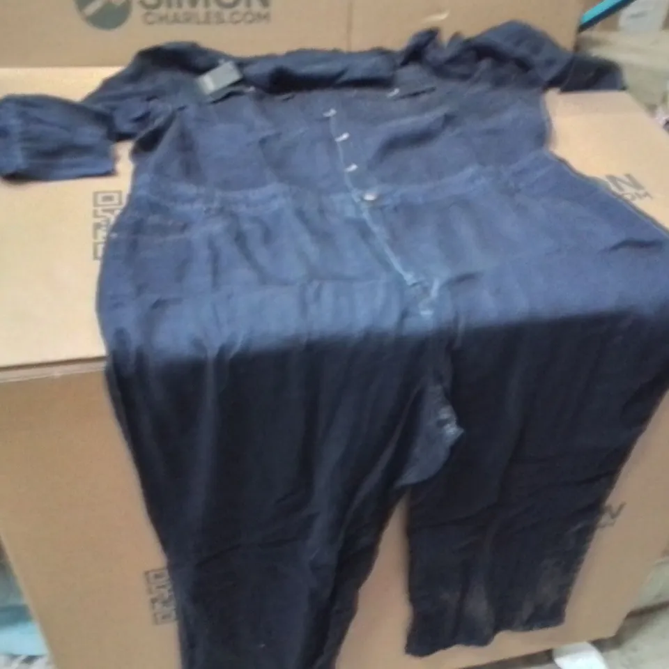BOXED BRAND NEW APPROXIMATELY 2 ANTHOLOGY BOILERSUIT INDIGO SIZE 28