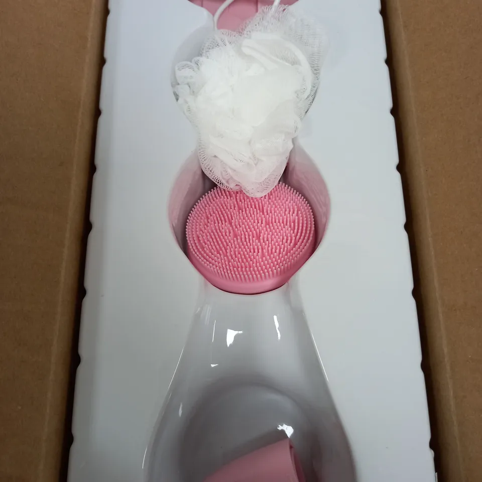 BLUSHLY RECHARGEABLE CLEANSING & EXFOLIATING BODY BRUSH 