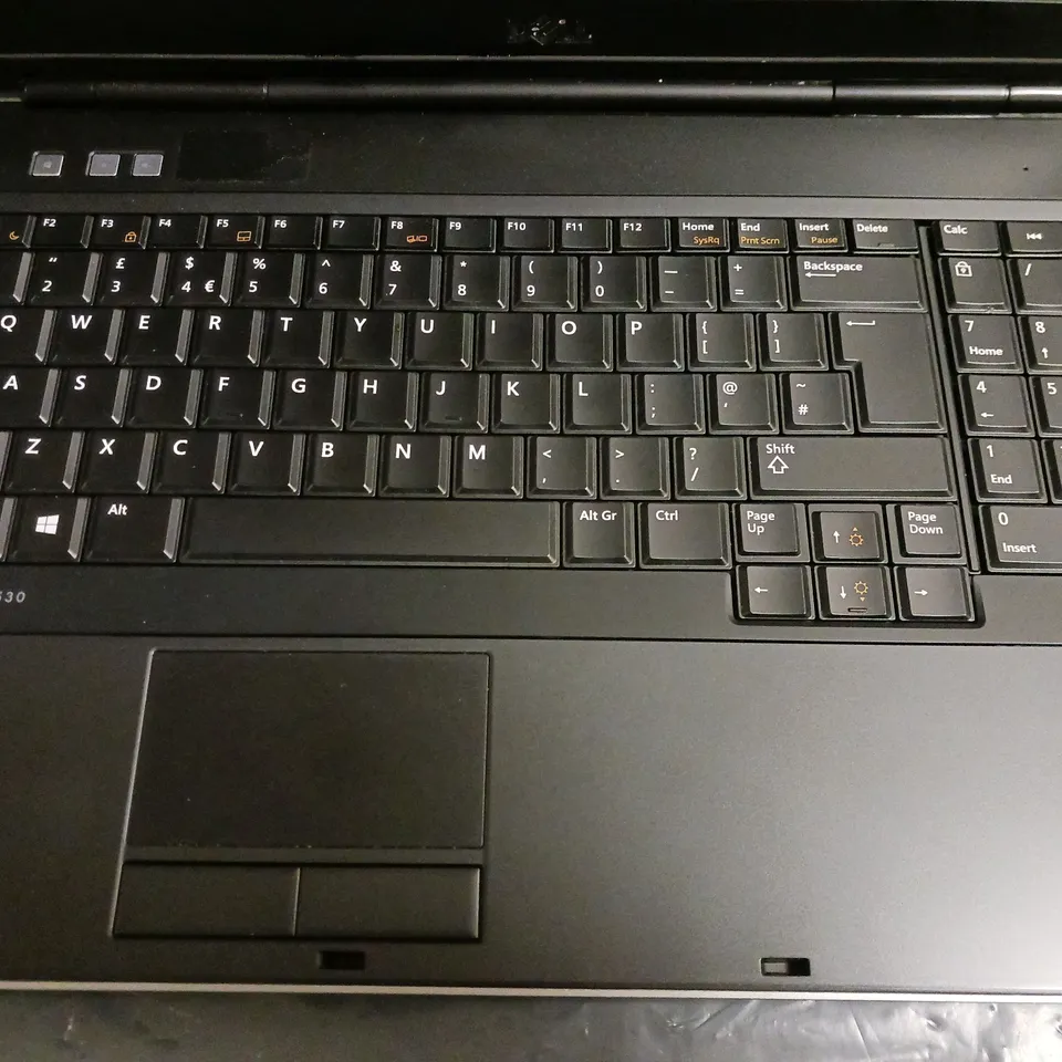 DELL LATITUDE E5530 LAPTOP