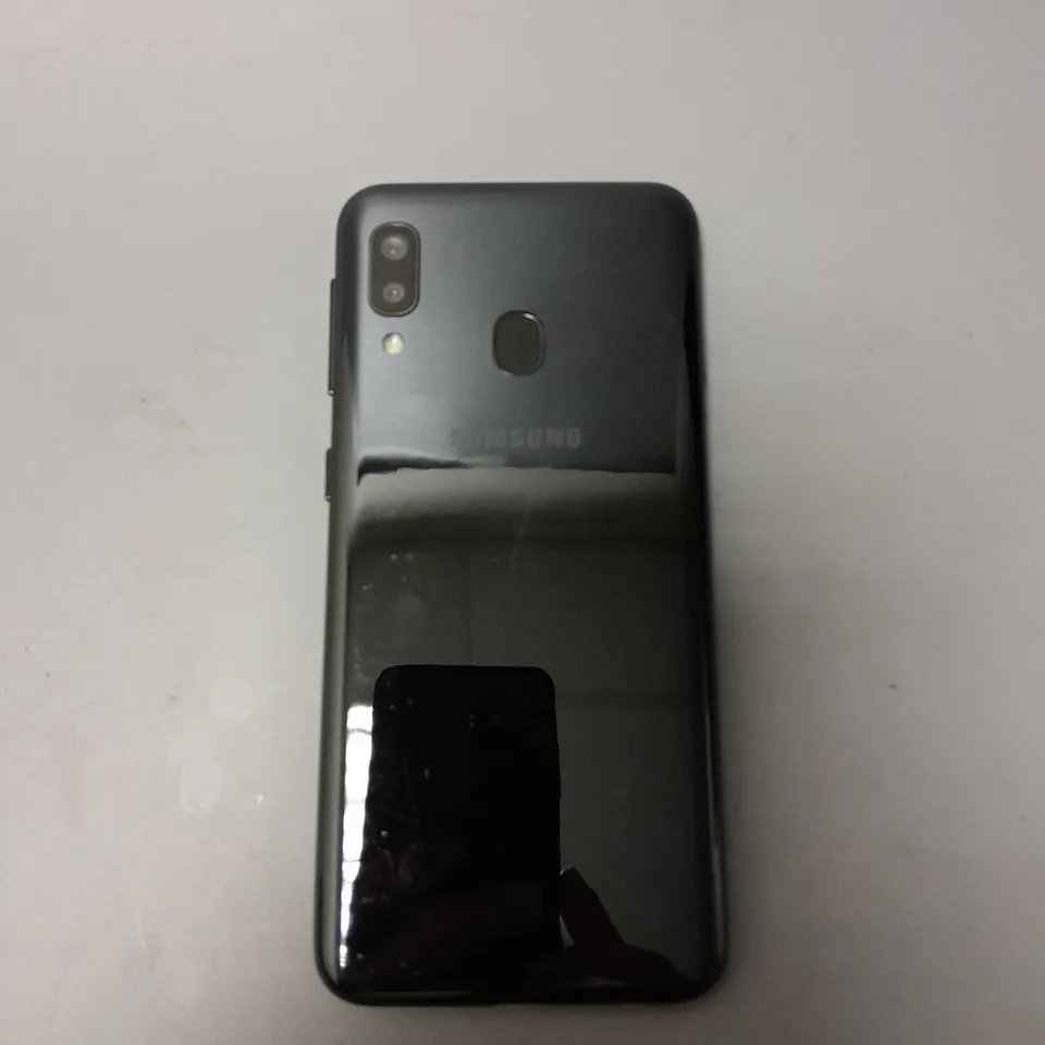 SAMSUNG GALAXY A20E SMARTPHONE 
