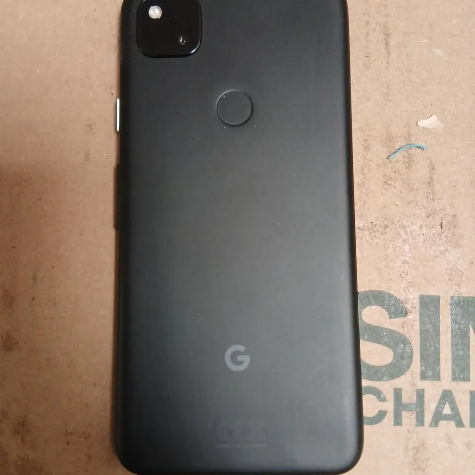GOOGLE PIXEL SMARTPHONE – BLACK
