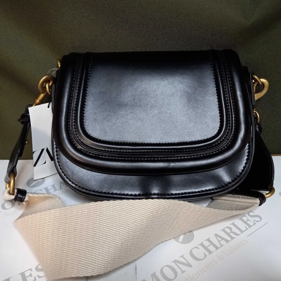 ZARA MAGNETIC BUTTON UP SMAL BAG IN BLACK