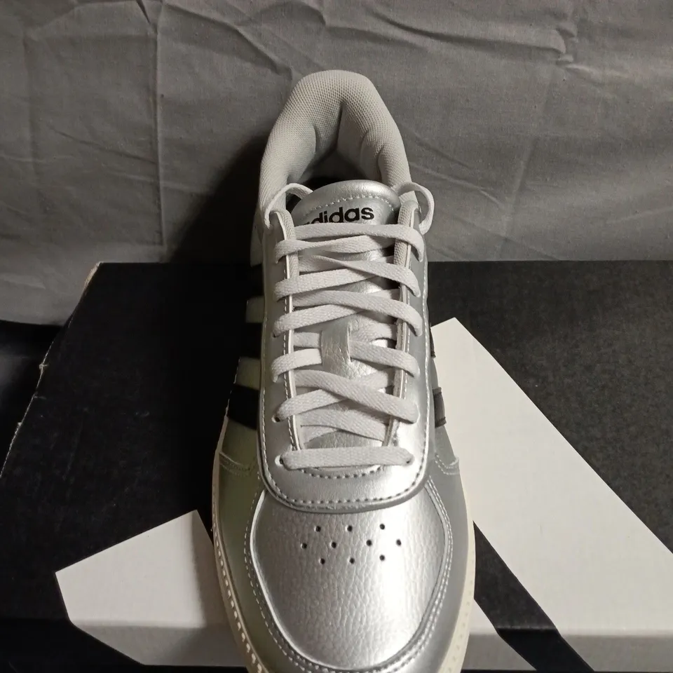BOXED PAIR OF ADIDAS BREAKNET SLEEK SNEAKERS – SILVER - UK SIZE 7