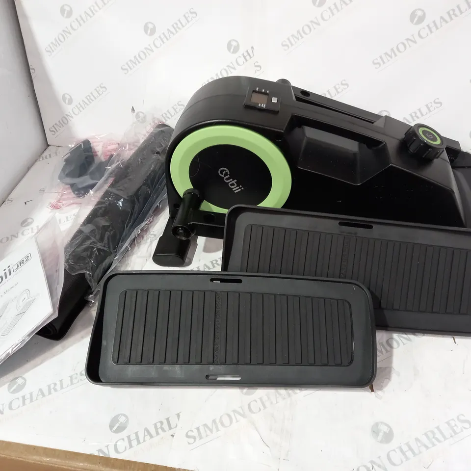 BOXED CUBII JR2 SEATED ELLIPTICAL TRAINER
